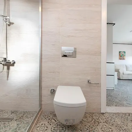 Fully Equipped In The Heart Of Apartament